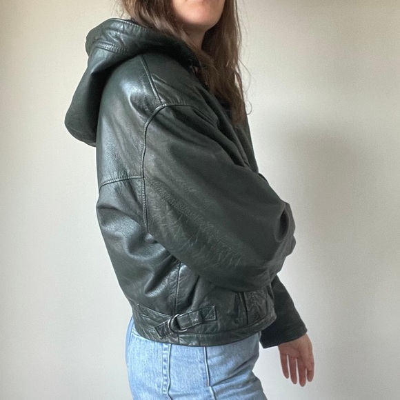 80’s Green leather bomber jacket with hoodie - Picture 7 of 9